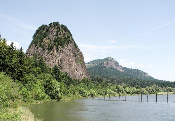 heck yeah outdoors - columbia river