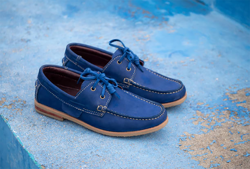 stylish womens boat shoes