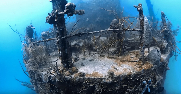 heck yeah outdoors - roatan scuba diving